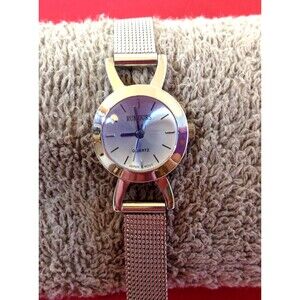 Vintage Rumours Watch Silver Tone With Silver Tone Band Keeps Good Time